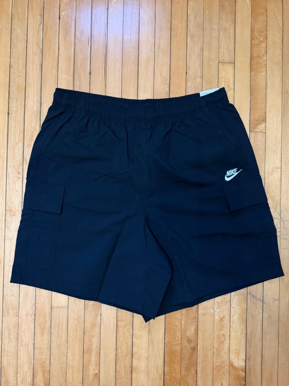 NWT Nike Sporstwear Club Utility Cargo Shorts Loose Fit Black Men’s Sz. M